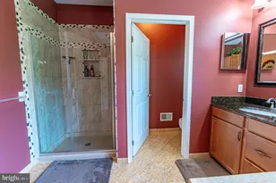 4140 Douglas Dr, Bethlehem, PA 18020 - Photo 30