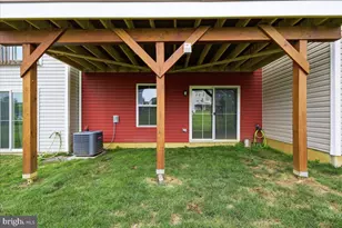 2396 Emanuel Ct, Easton, PA 18045 - Photo 6