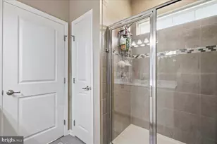 2396 Emanuel Ct, Easton, PA 18045 - Photo 36