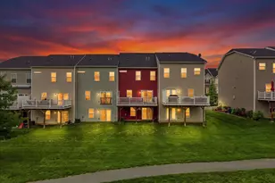 2396 Emanuel Ct, Easton, PA 18045 - Photo 2