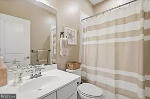 2396 Emanuel Ct, Easton, PA 18045 - Photo 40