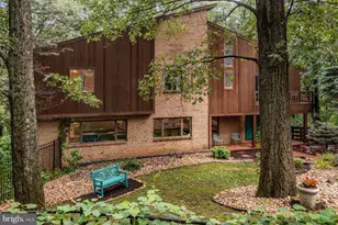 3385 Woodbridge Cir, Bethlehem, PA 18017 - Photo 4