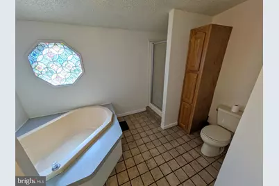 317 S Hokendauqua Drive, Northampton, PA 18067 - Photo 16