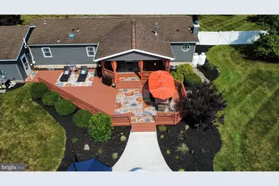 317 S Hokendauqua Drive, Northampton, PA 18067 - Photo 32