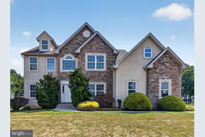 740 Mohican Drive, Easton, PA 18040 - Photo 2