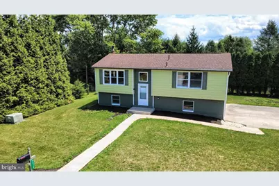 8612 Beatrice Lane, Bath, PA 18014 - Photo 1