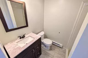 8612 Beatrice Ln, Bath, PA 18014 - Photo 14