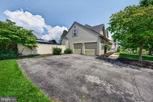 4003 Redwood Dr, Bethlehem, PA 18020 - Photo 66