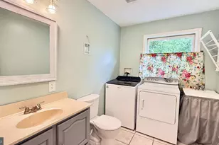 18 Joan St, Easton, PA 18042 - Photo 14