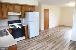 3963 Washington St, Bethlehem, PA 18020 - Photo 2
