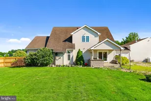830 Gideons Ct, Bath, PA 18014 - Photo 8