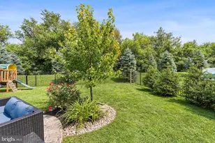 2213 Huntington Ln, Easton, PA 18040 - Photo 28