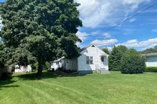 315 Phillips St, Hellertown, PA 18055 - Photo 1