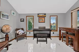 4497 Meadow Dr, Nazareth, PA 18064 - Photo 14