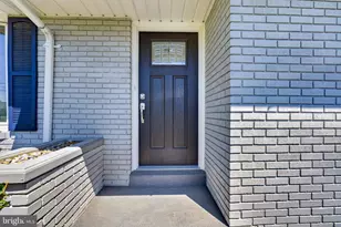 136 Grouse Dr, Bath, PA 18014 - Photo 4