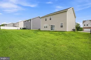 318 Knollwood Dr, Easton, PA 18040 - Photo 34
