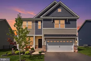 318 Knollwood Dr, Easton, PA 18040 - Photo 2