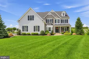 4343 Saratoga Dr, Bethlehem, PA 18020 - Photo 2