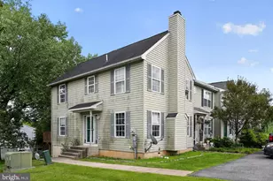 601 Abbe Ct, Freemansburg, PA 18017 - Photo 2