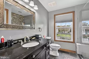 4894 Concord Dr, Easton, PA 18045 - Photo 38