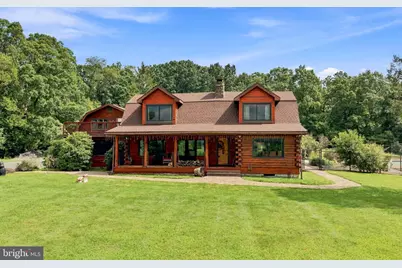 435 Sunset Drive, Bangor, PA 18013 - Photo 2
