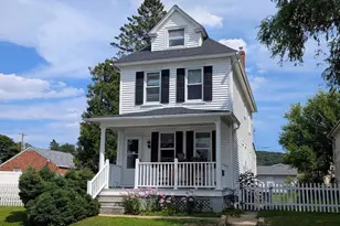 1249 2nd Ave, Hellertown, PA 18055 - Photo 2