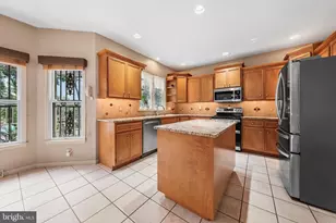 40 Clairmont Ave, Easton, PA 18045 - Photo 8