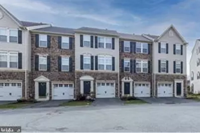 1644 Oakridge Lane, Hellertown, PA 18055 - Photo 2
