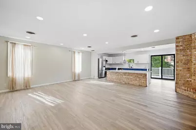 136 E West Street, Wind Gap, PA 18091 - Photo 6