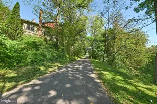 2100 Dakota Dr, Easton, PA 18045 - Photo 48