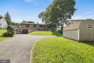 1539 Spring Garden St, Easton, PA 18042 - Photo 32
