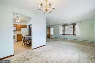 1539 Spring Garden St, Easton, PA 18042 - Photo 8