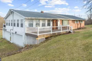 988 N Hoch Rd, Danielsville, PA 18038 - Photo 32