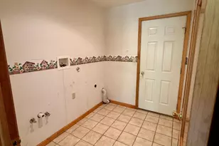 229 Kromer Rd, Wind Gap, PA 18091 - Photo 14