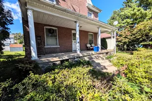 823 Broadway, Bethlehem, PA 18015 - Photo 2