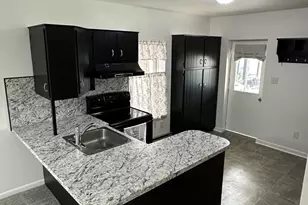 54 W Saucon St, Hellertown, PA 18055 - Photo 6