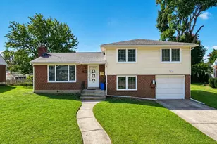 1823 Major St, Bethlehem, PA 18017 - Photo 2