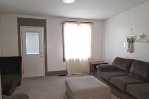 49 S 7th St, Sunbury, PA 17801 - Photo 2