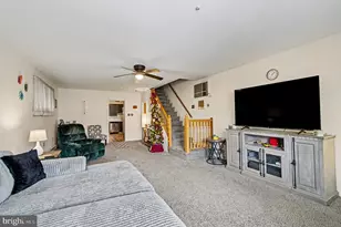 30 S Walnut St, Mount Carmel, PA 17851 - Photo 4