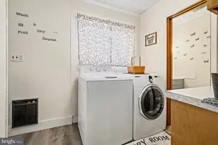 30 S Walnut St, Mount Carmel, PA 17851 - Photo 10