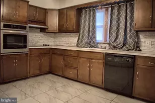 924 Hemlock St, Shamokin, PA 17872 - Photo 4