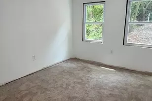 924-926 W Spruce St, Coal Township, PA 17866 - Photo 14