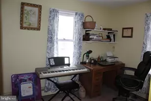 1839 Trevorton Rd, Coal Twp, PA 17866 - Photo 24