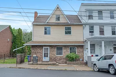 217 E Avenue, Mount Carmel, PA 17851 - Photo 1
