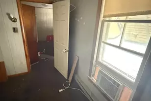 303 W 2nd St, Mt Carmel, PA 17851 - Photo 4