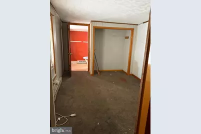 303 W 2nd Street, Mt Carmel, PA 17851 - Photo 8