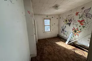 1030 W Lynn St, Coal Township, PA 17866 - Photo 10