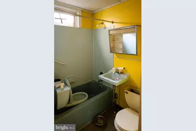 11 E Commerce Street, Shamokin, PA 17872 - Photo 18