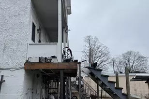 513 W Mulberry St, Shamokin, PA 17872 - Photo 4