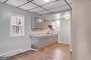 23 N 6th St, Shamokin, PA 17872 - Photo 8